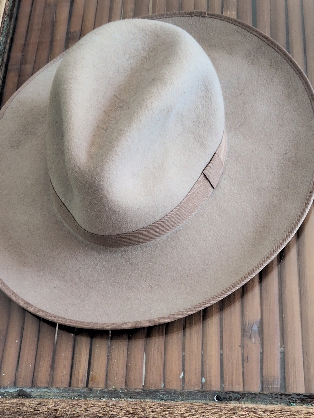 a new day Women's Wide-Brim Felt Fedora Hat - Beige